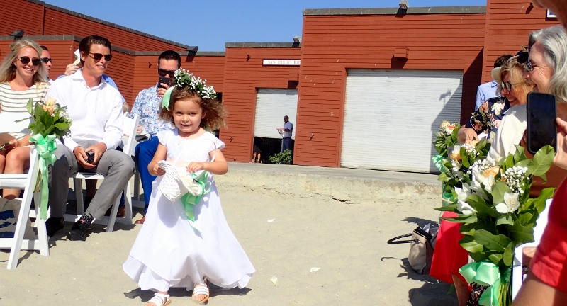 Flower girl Evelyn